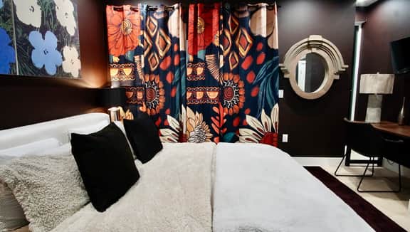 Merlot Chambers | Case Collective | NoHo - Image 4
