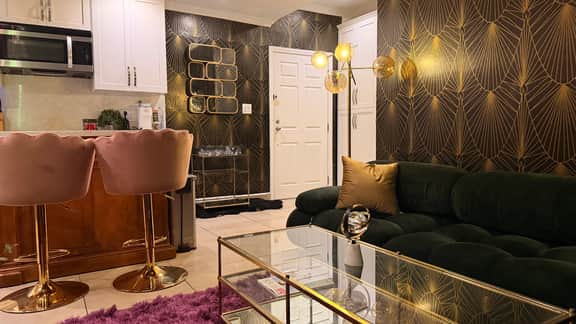 Le Velours Déco – Art Deco Retreat in East Village - Image 2